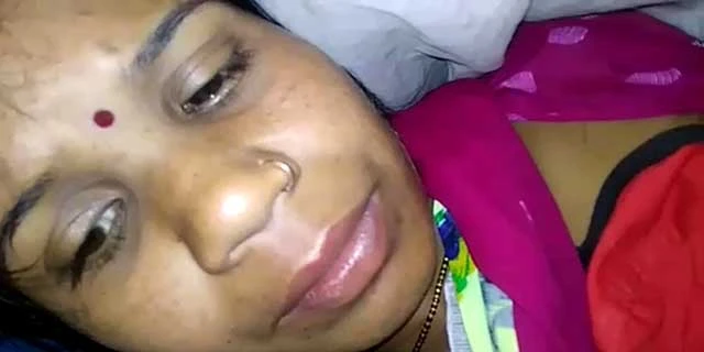 बिहारी भाभी की ताज़ी चूत चोदा देवर ने क्लिप