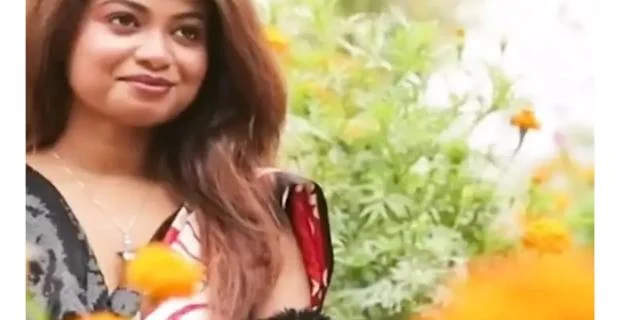 ब्यूटीफुल भाभी के बूब्स दबाकर लंड सवारी करवाई हिंदी