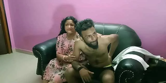 चुदासी चाची की चुदाई खेल भांजा के साथ हिंदी