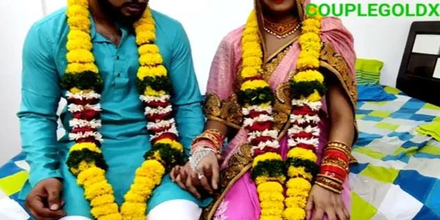 हाल मे शादी हुई जोड़ी की सुहाग रात बीएफ सेक्स