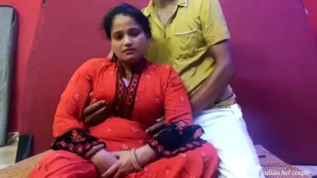 स्टेप मदर की चुदाई की एक्सएक्सएक्स