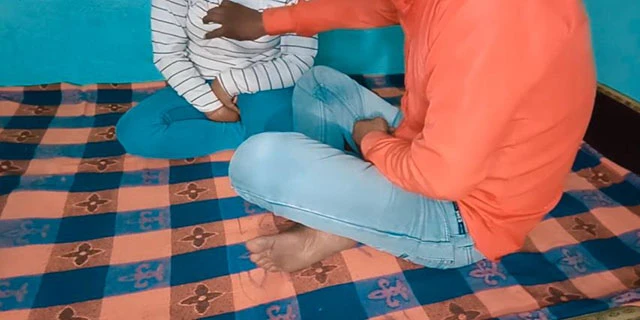 सस्ते के होटेल में ले जाके बहन को चोदा एक्सएक्सएक्स